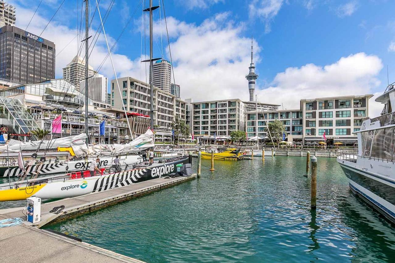 Stunning & Spacious Haven On The Waterfront! Auckland Bagian luar foto